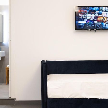 Peony - 13 Piazza Pio XI Apartment โรม ภายนอก รูปภาพ