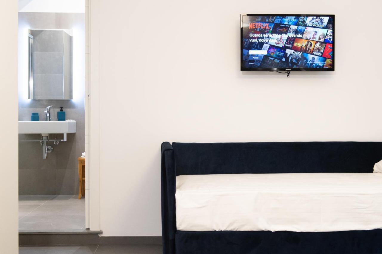 Peony - 13 Piazza Pio XI Apartment โรม ภายนอก รูปภาพ
